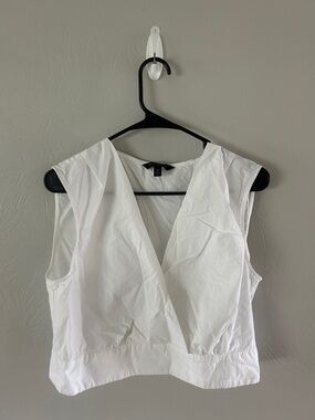White Sleeveless Crop V-Neck Top
